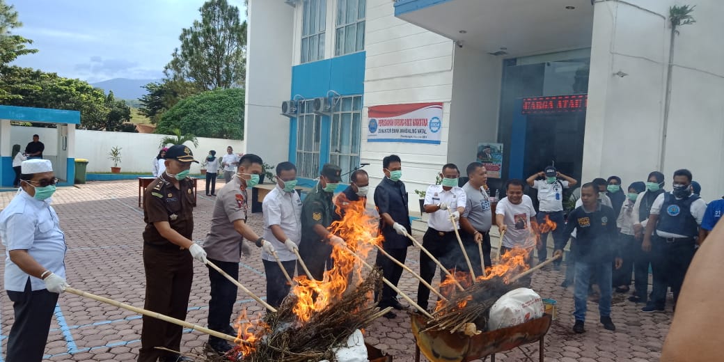 ketuapybhadiribnnk201119